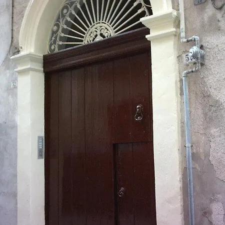 Palazzo Antonelli ベッド・アンド・ブレックファスト モノーポリ