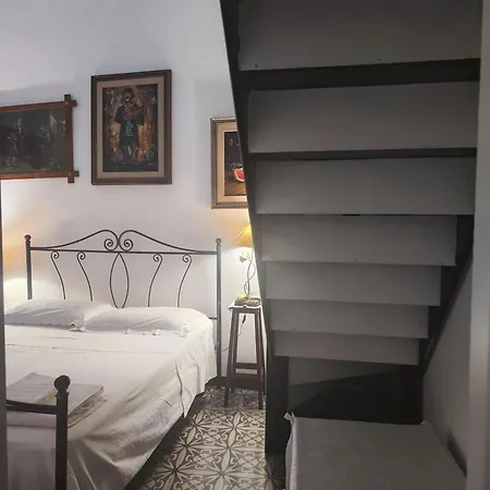 Palazzo Antonelli モノーポリ